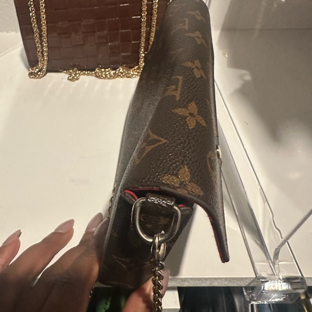 Purse - Picture 5 of 6